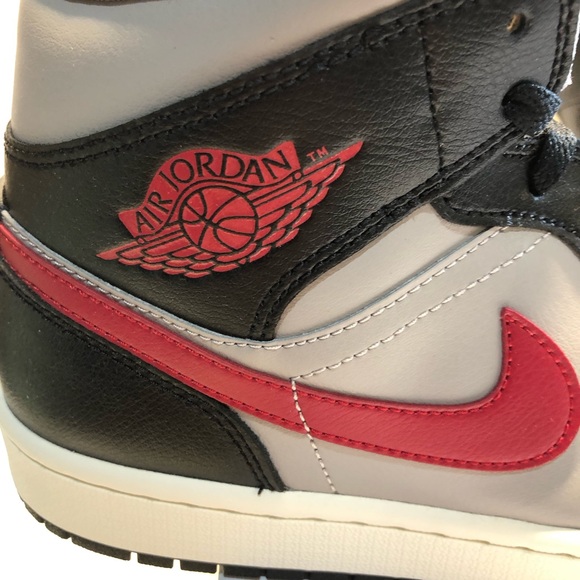 Nike Air Jordan 1 Mid Womens Black Grey Red  Sneakers - 11 US - Picture 8 of 14